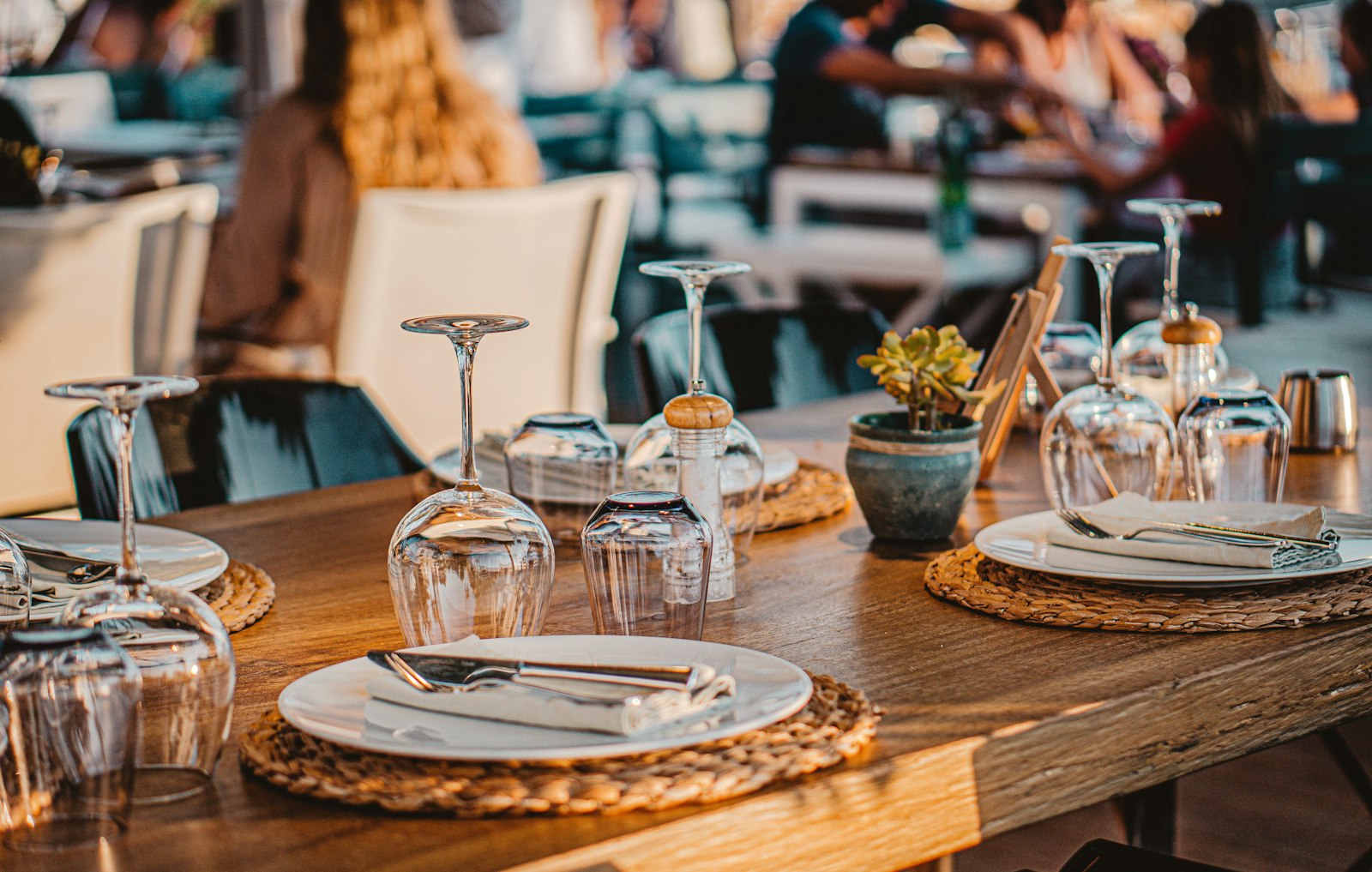 Institutional dining service